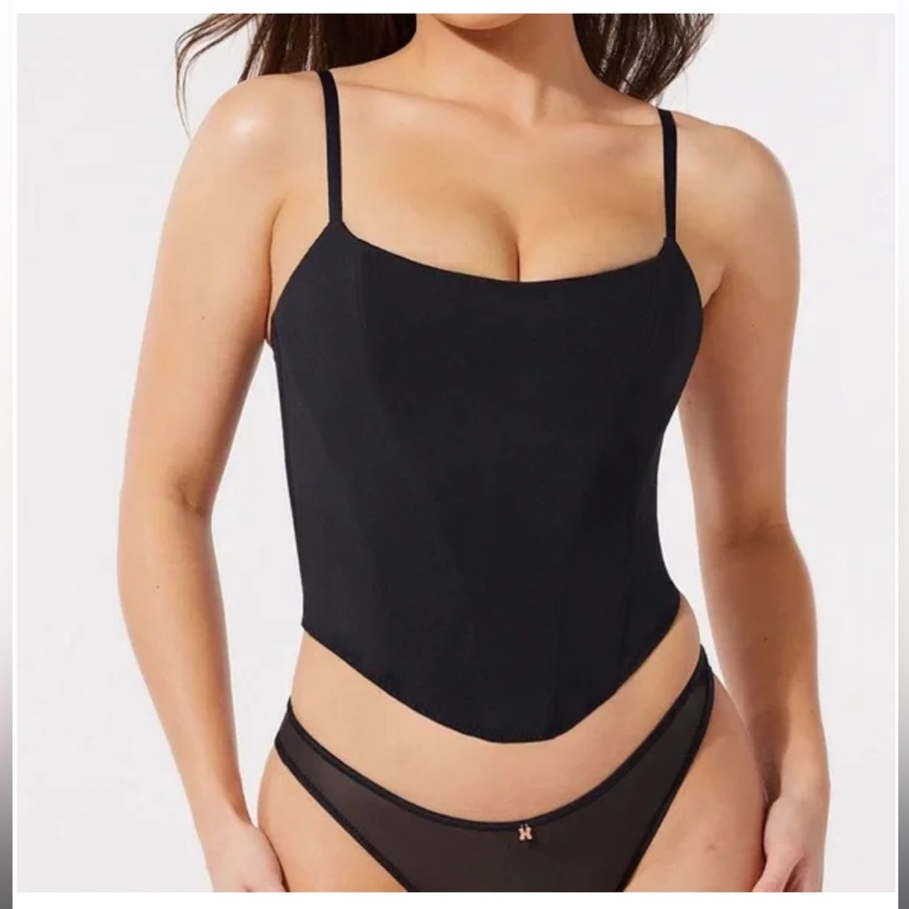 Savage X Fenty Black Crop Top